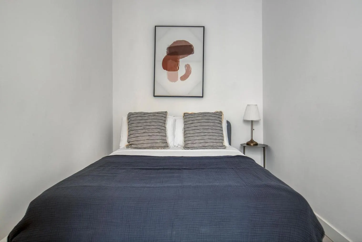 דירות ברצלונה Blueground La Dreta De Leixample Furnished Bcn-112 ספרד